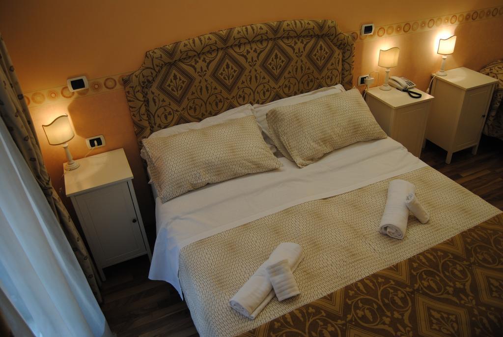 Triple Room with Balcony