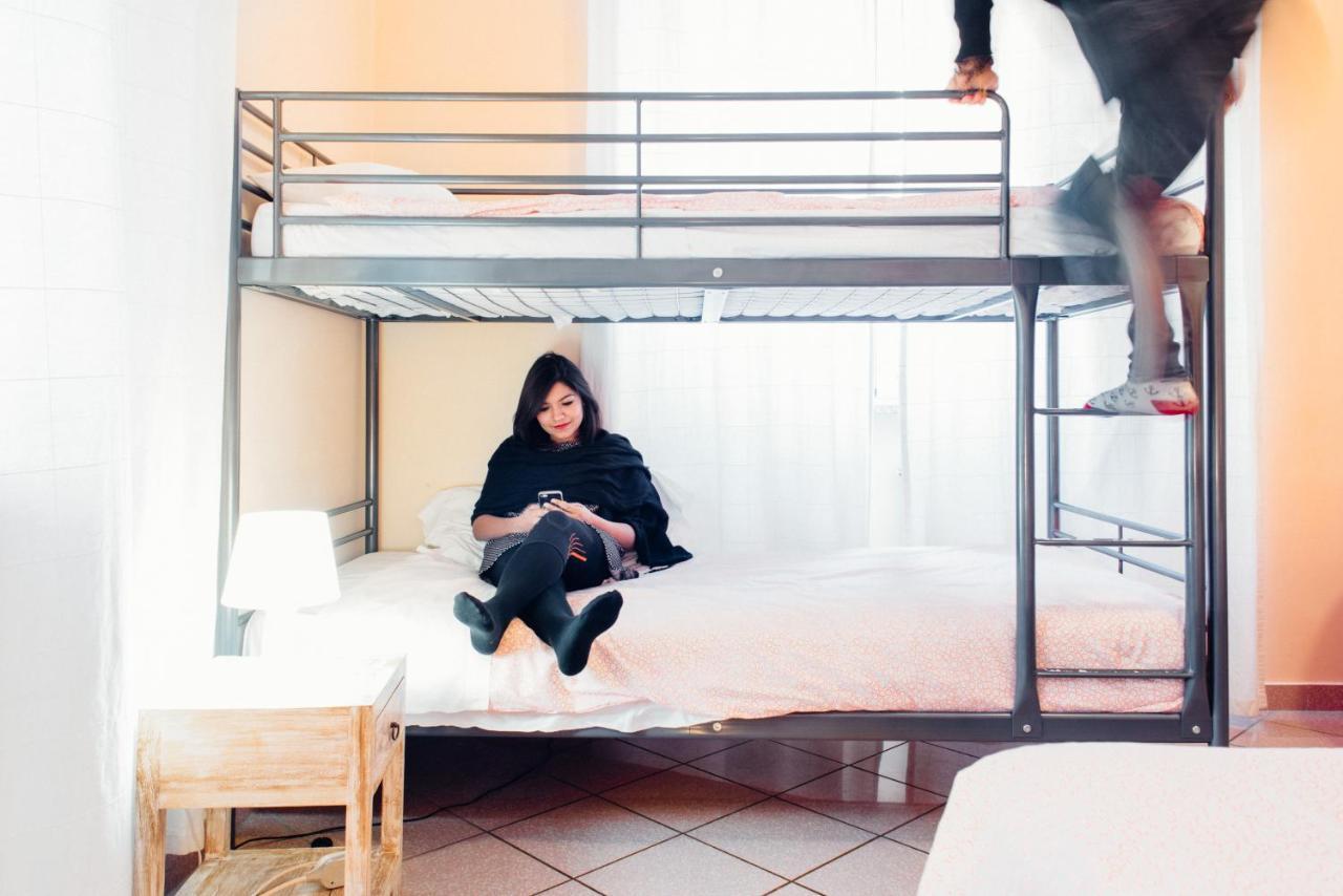 Bed 4-Bed Female Dormitory Room,1201935352:JPEG