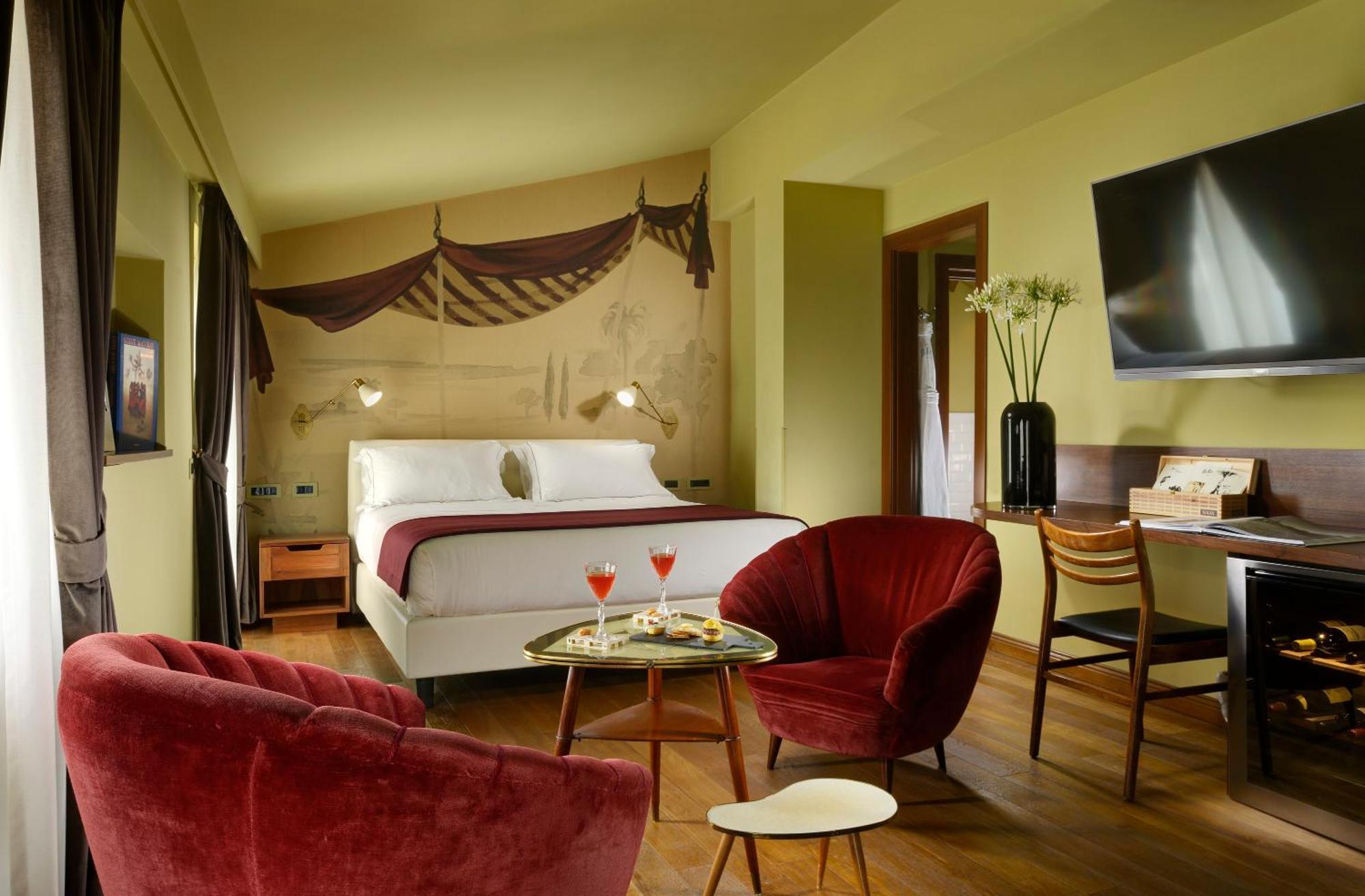 Suite with Balcony,1227532130:JPEG