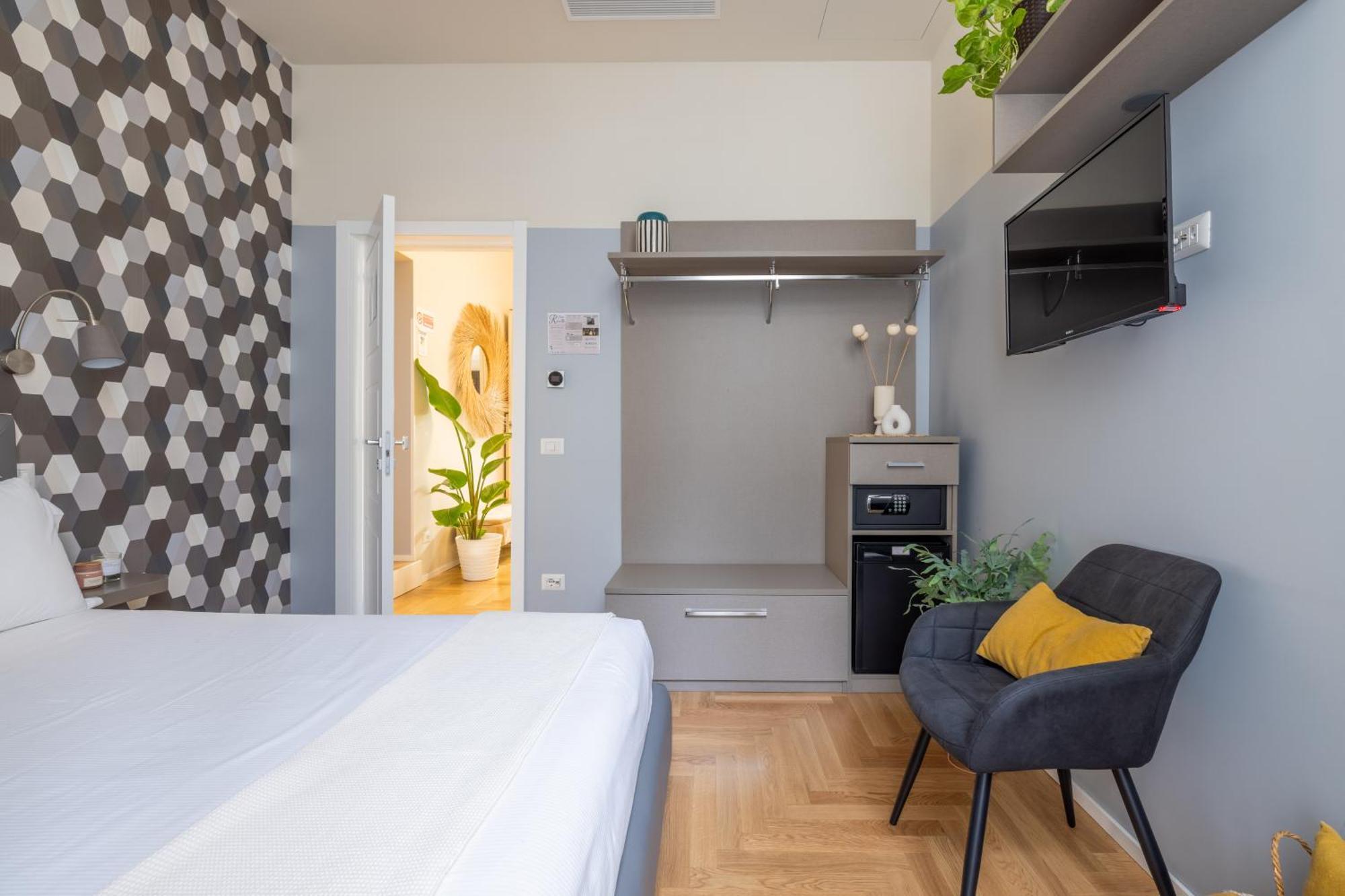Double Room with Private Bathroom