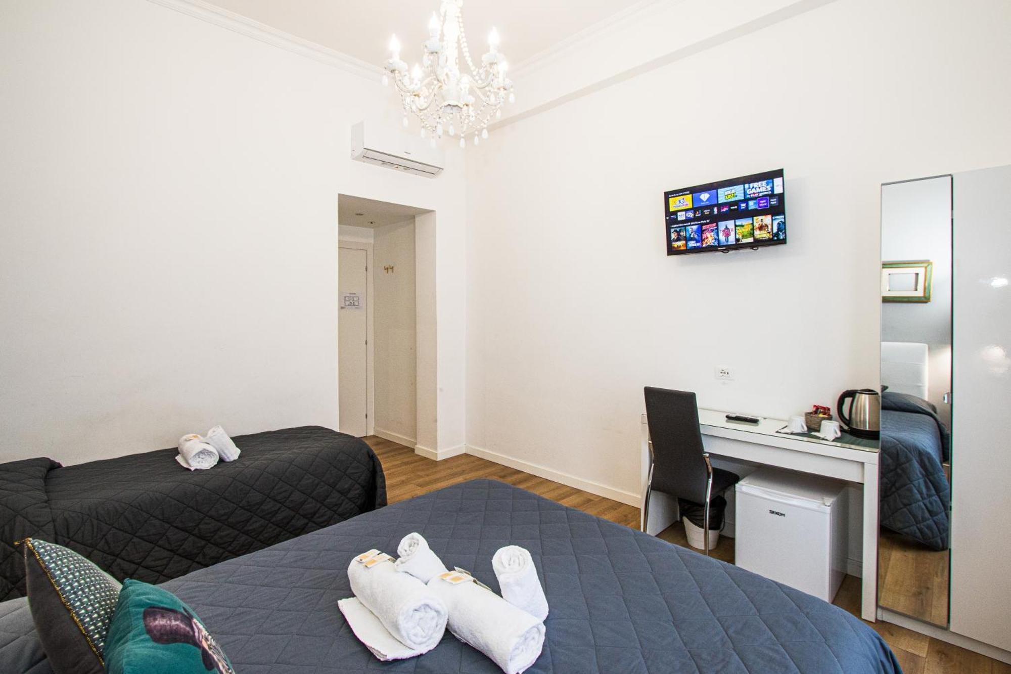 Deluxe Triple Room
