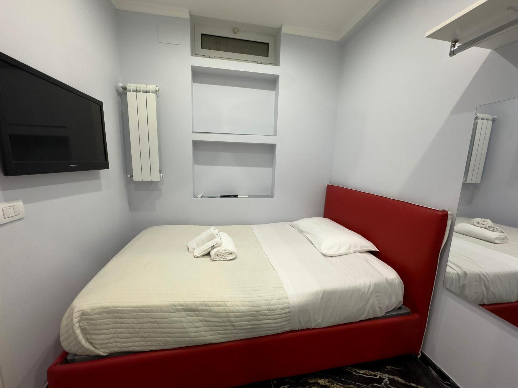 Deluxe Single Room