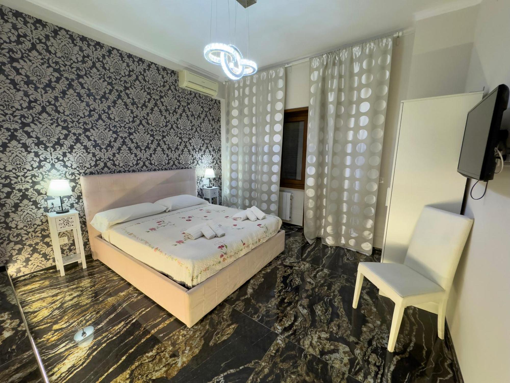 Large Double Room Balcony