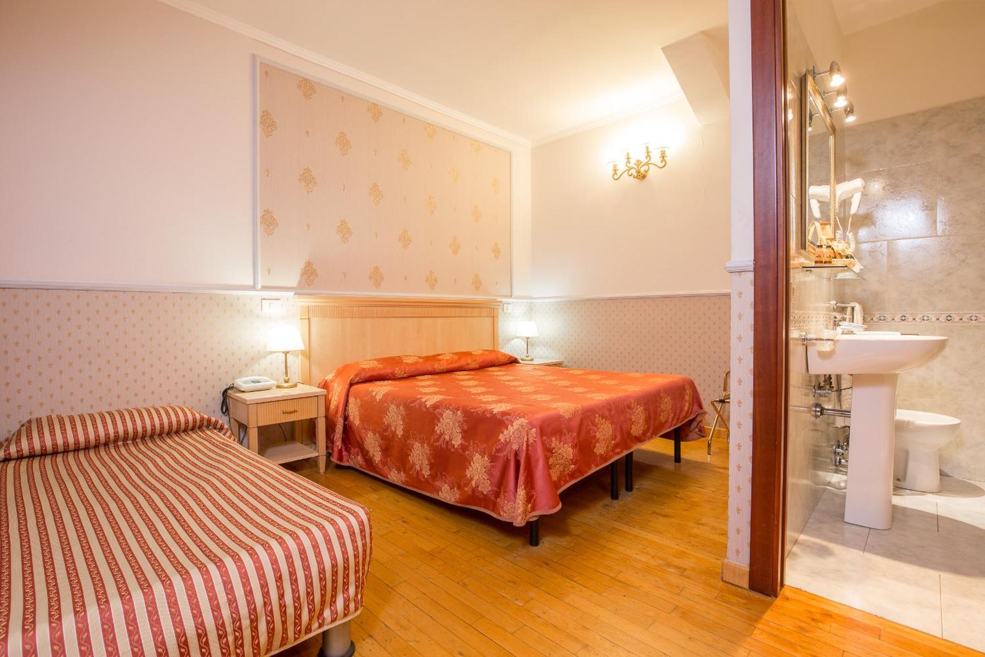 Triple Room,1631552121:JPEG