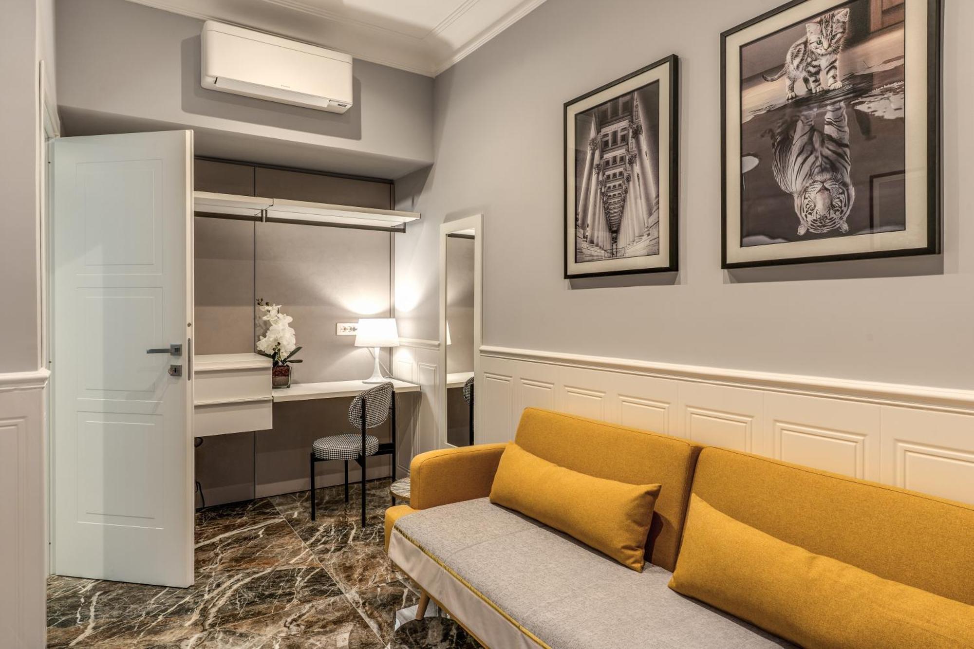 Junior Suite with Balcony