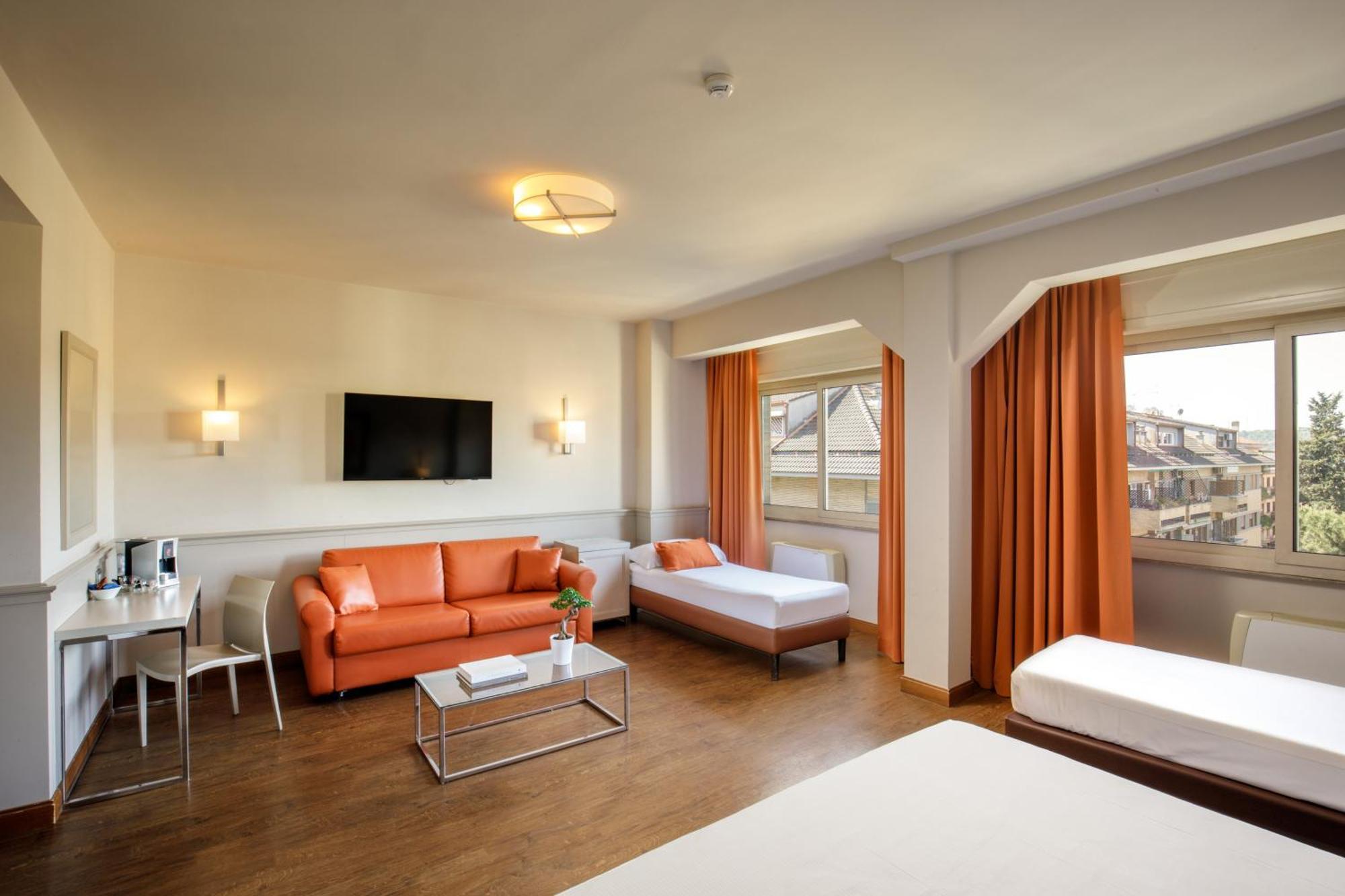 Junior Suite,1669012491:JPEG