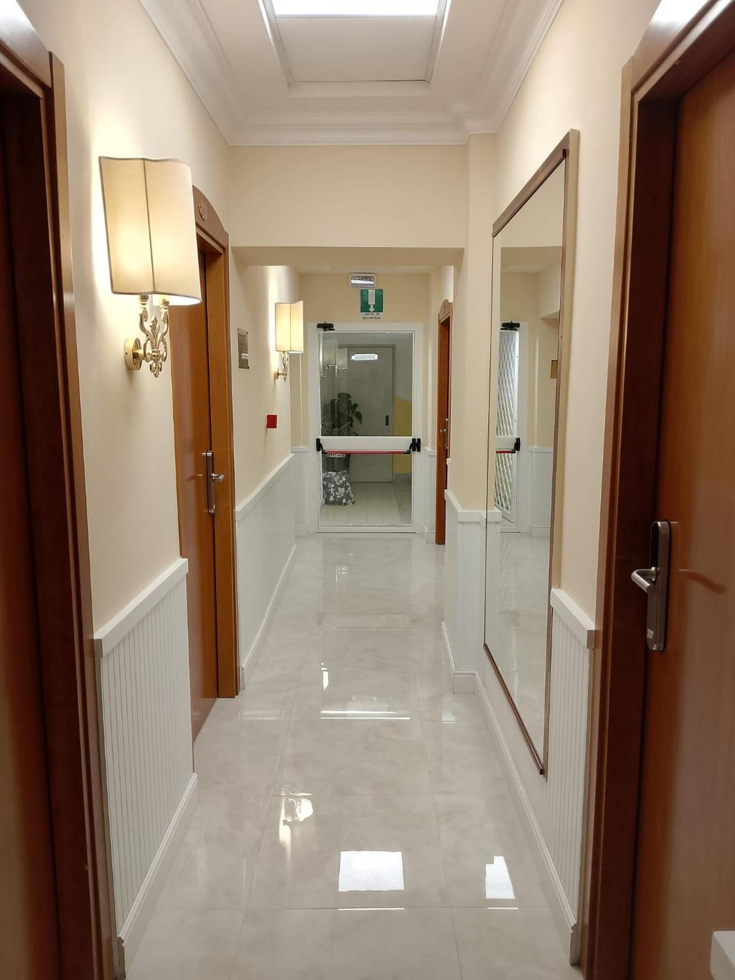 Twin Room with Bath