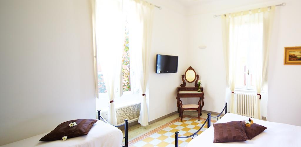 Triple Room Private External Bathroom