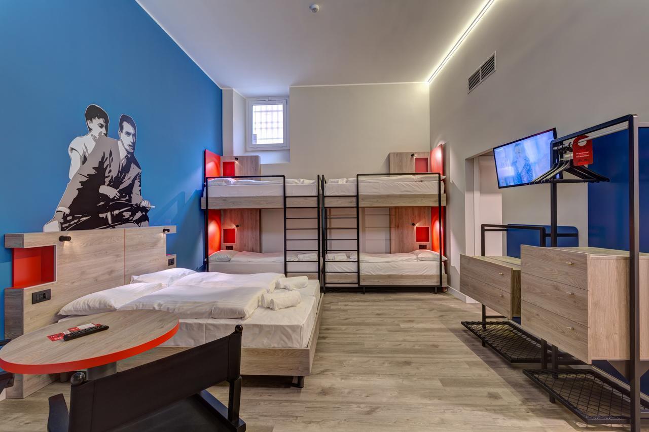 Standard Family Room