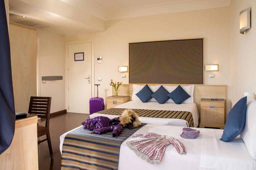 Triple Room with Balcony