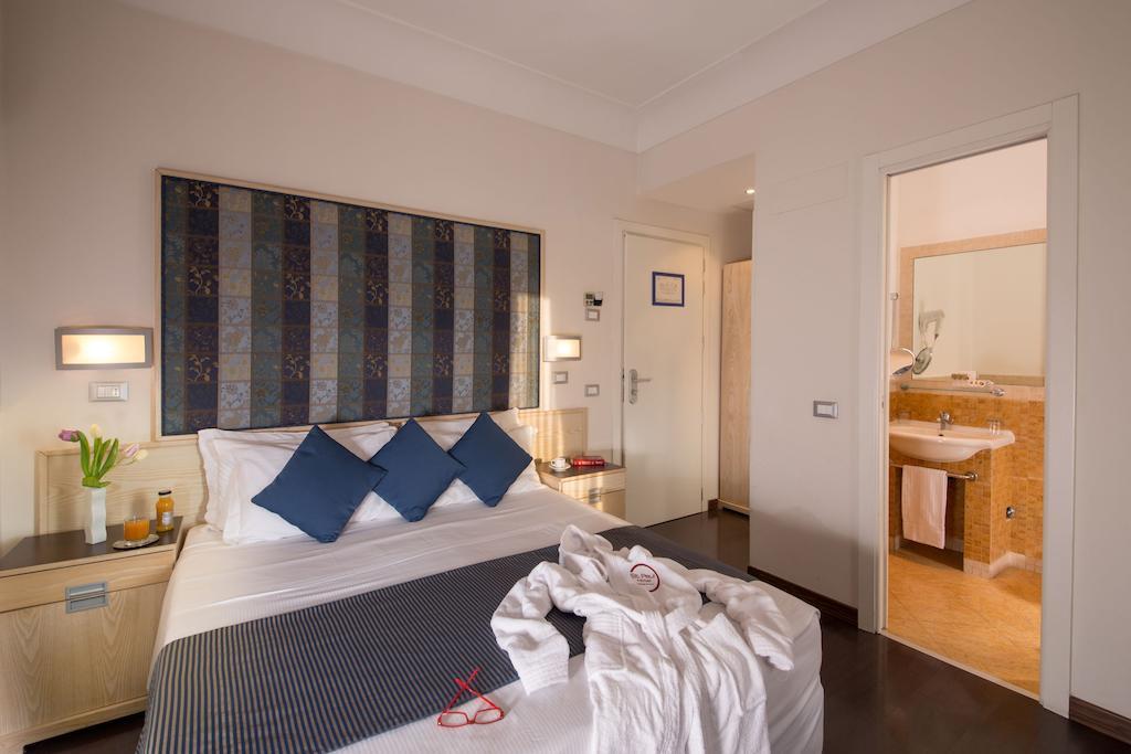 Small Double or Twin Room