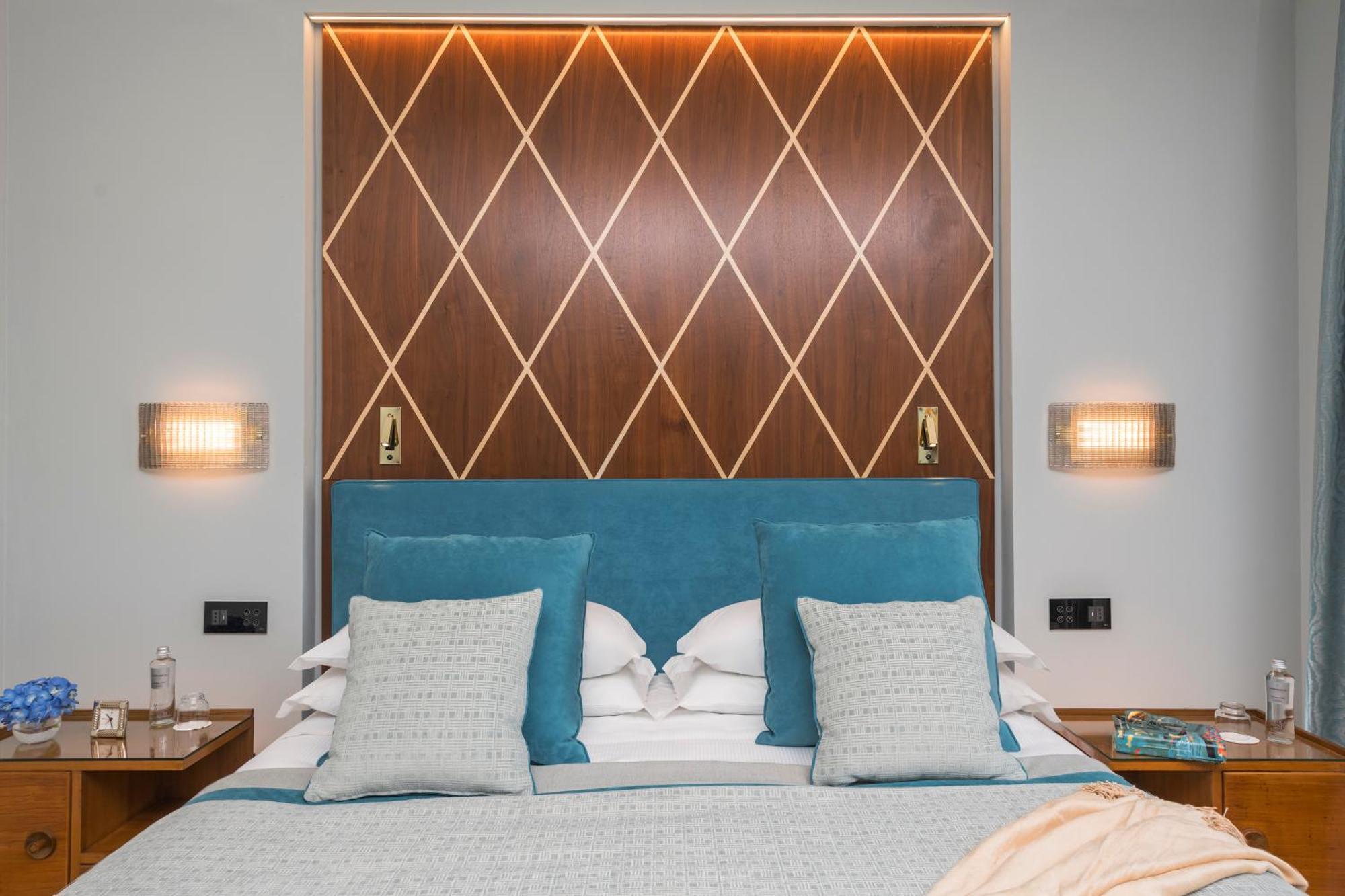 Premium Deluxe Double or Twin Room