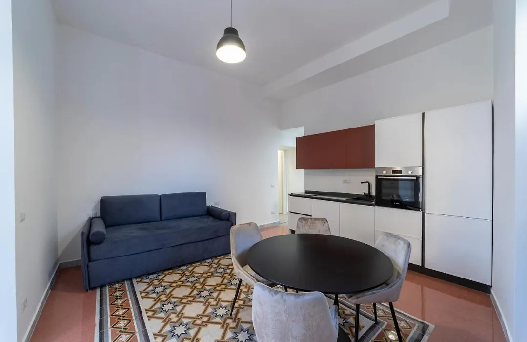 Domus Aurea B&B And Suites-1