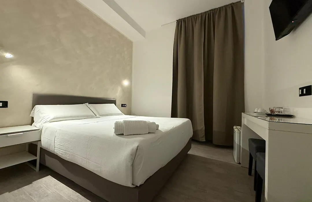 Relais Merulana Guest House-1