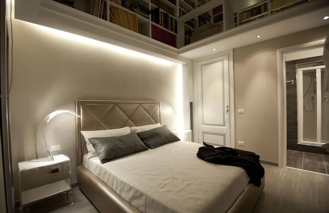 Luxury On The River-1