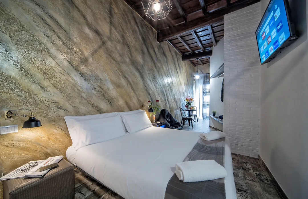 Starhome Navona-1