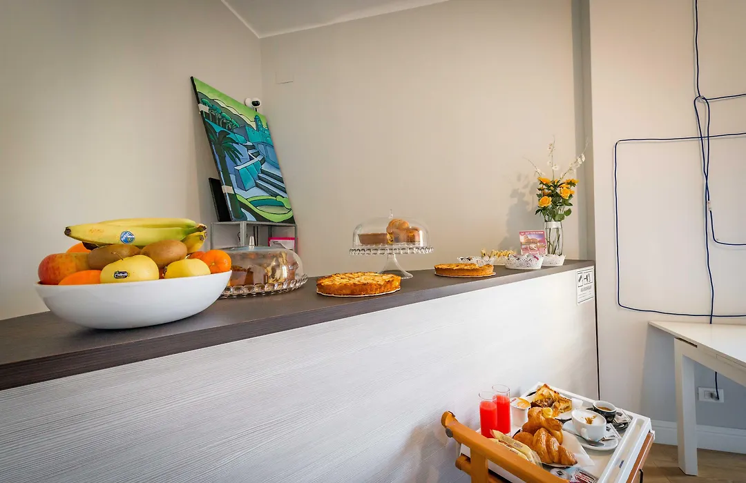 Un Attimo A Roma B&B-1