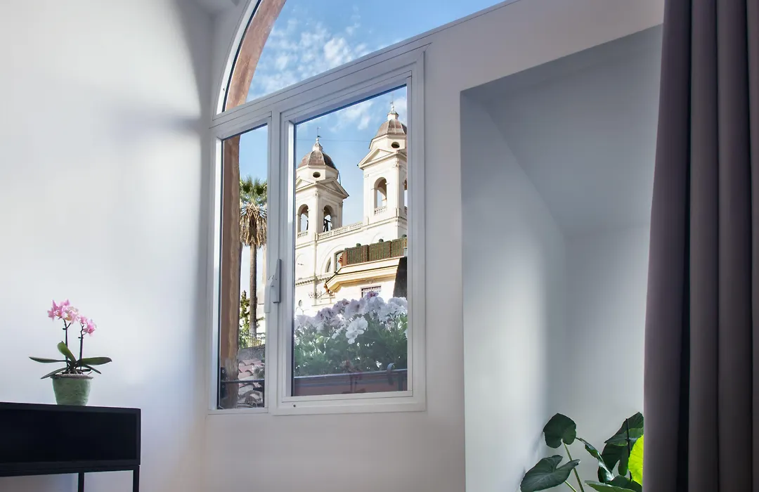 Fellini Design Suites-1