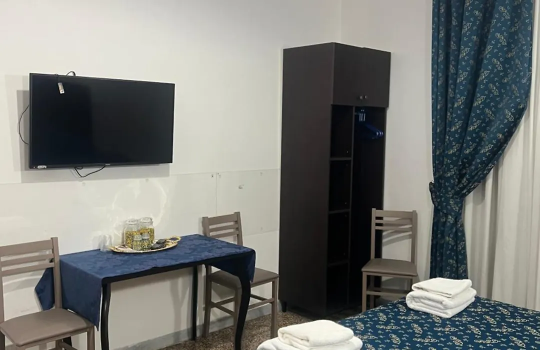 Ines Downtown B&B-1