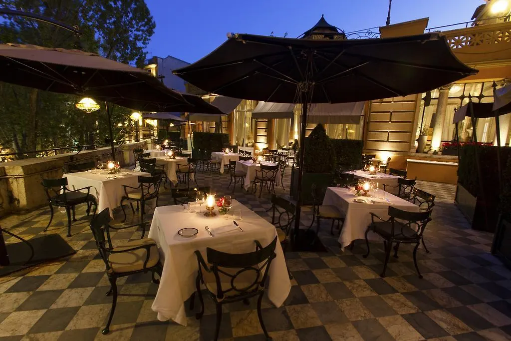 Hotel Majestic Roma-1