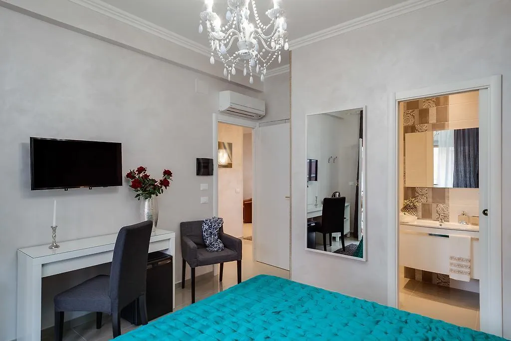 Dreamsrome Suites-1