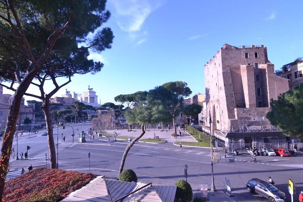 Hotel De Rome-1