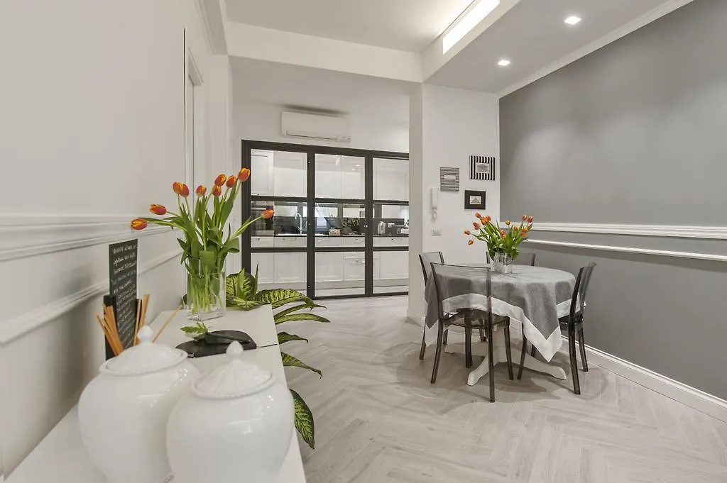 Trevi Apartment-1
