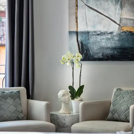 Fellini Design Suites-2