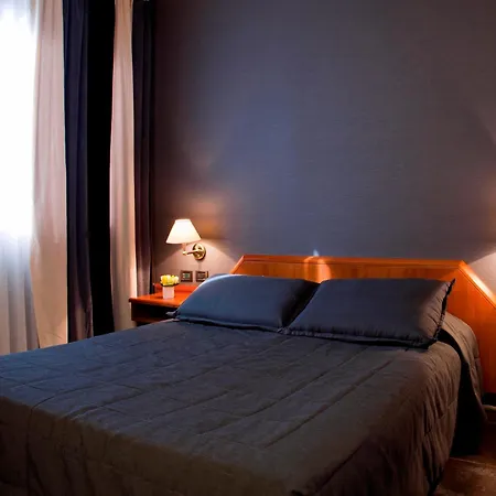 Hotel Zone-3