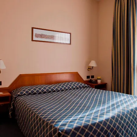 Hotel Zone-2