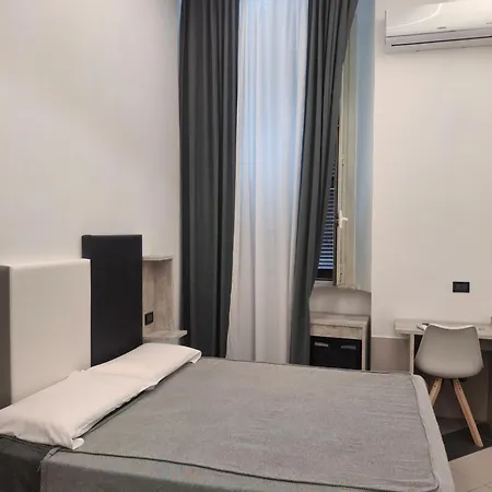 Hotel Viennese-3