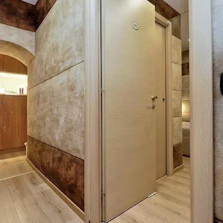 Gialli Vatican Guesthouse-3