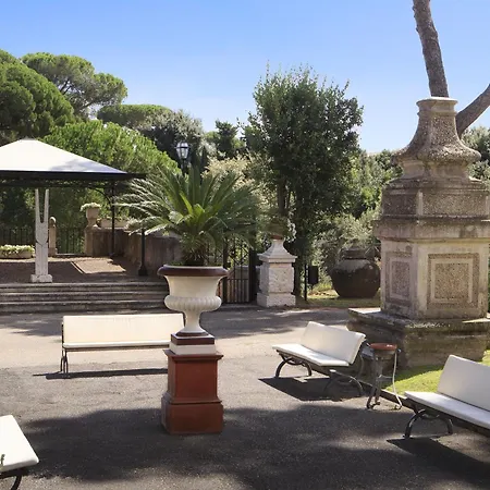 Th Roma - Carpegna Palace-2