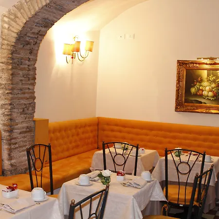 Boutique Hotel Trevi-3