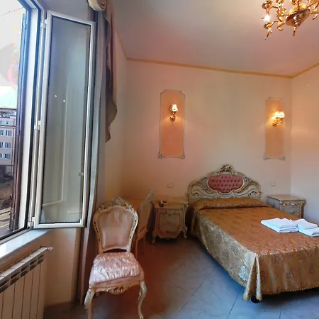 Imperial Rooms Hotel Rome-3