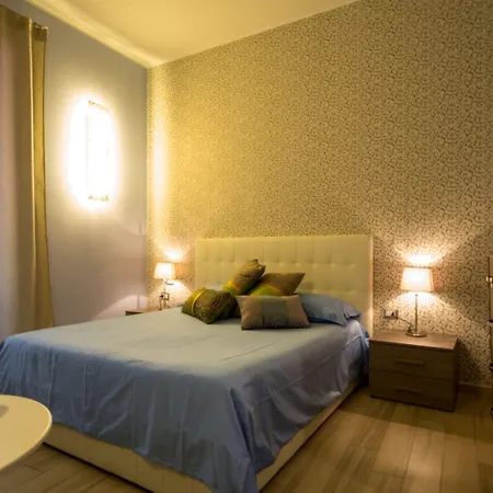 Mikale Rooms-2