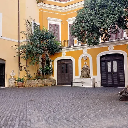 Trevi Rome Suite-3