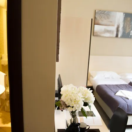 Mosaic Central Guest House-2