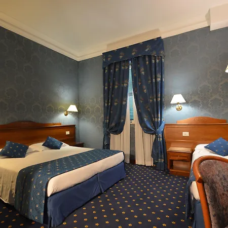 Hotel Montecarlo-2