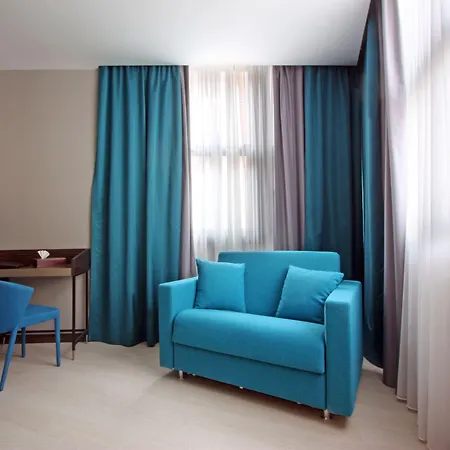 The Hive Hotel-2