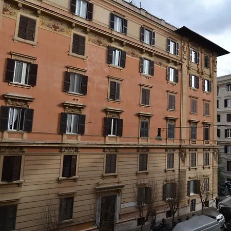 Vatican Town-3