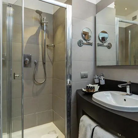 Rome Art Hotel - Gruppo Trevi Hotels-3