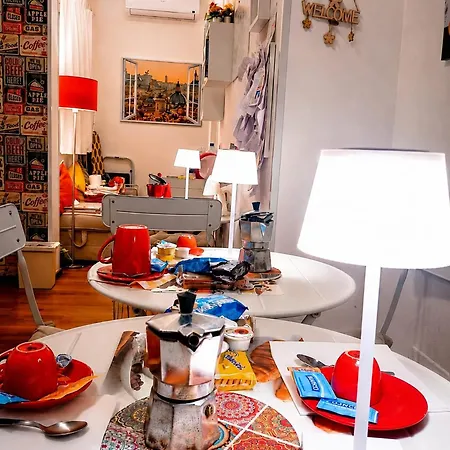 Sweet Home Piramide Rooms-2