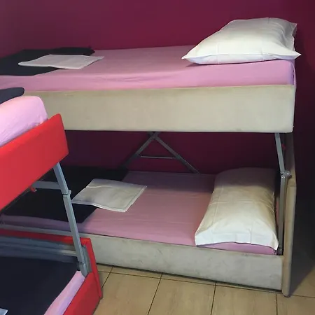 Rome City Hostel-3