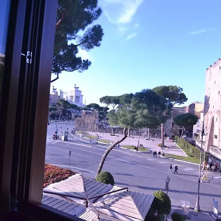 Hotel De Rome-3
