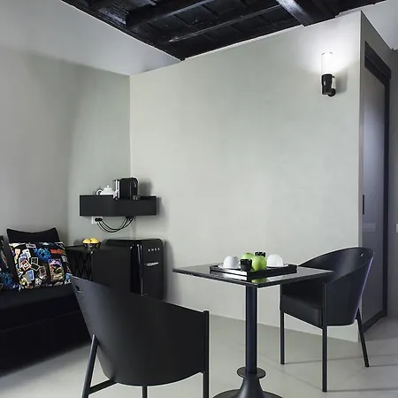 Casa De' Coronari Suites-2