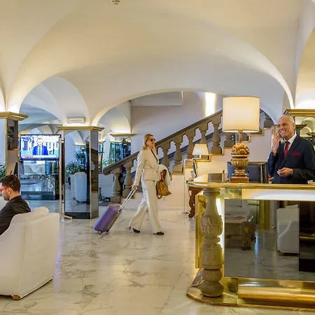Hotel Shangri-La Roma By Omnia Hotels-3