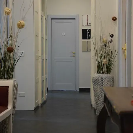 Little Rose Rooms-2