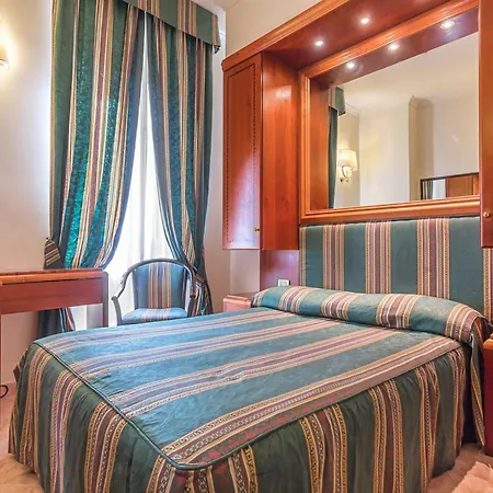 Raeli Hotel Regio-3