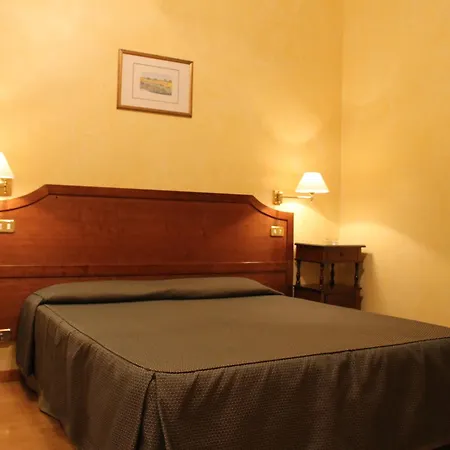 Hotel Fiori-3
